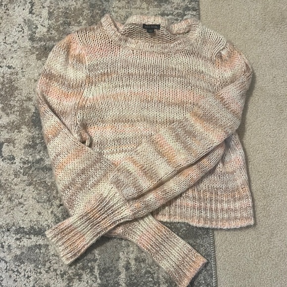 Target sweater - Picture 1 of 2